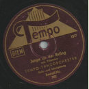 Solo- und Chorgesang - Schiff ahoi / Junge an der Reling